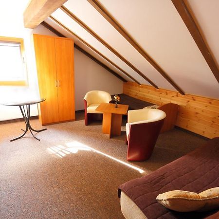 Pensjonat Fala Bed & Breakfast Ustronie Morskie Dış mekan fotoğraf